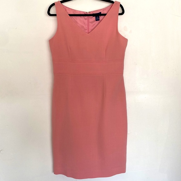 NWT Ann Taylor V-Neck Pink Sheath Dress- Sz 12 - Picture 2 of 10